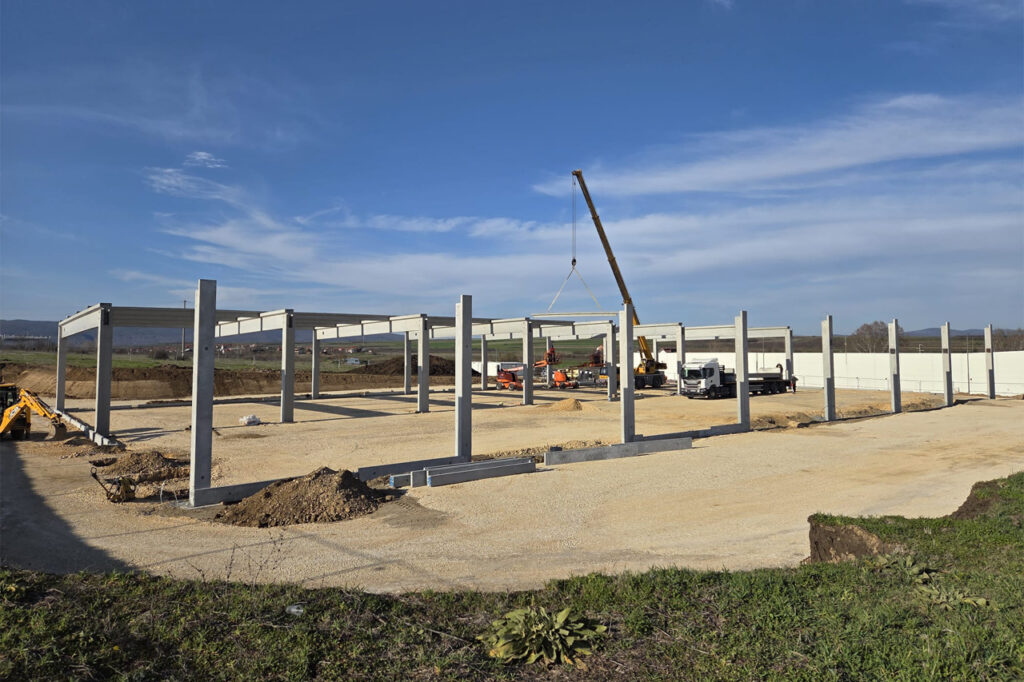 Izgradnja betonske hale 3200m2 - Konstruktor konsalting, Merosina 1